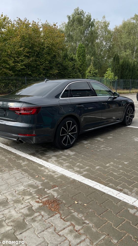 Audi A4 2.0 TFSI ultra S tronic - 10