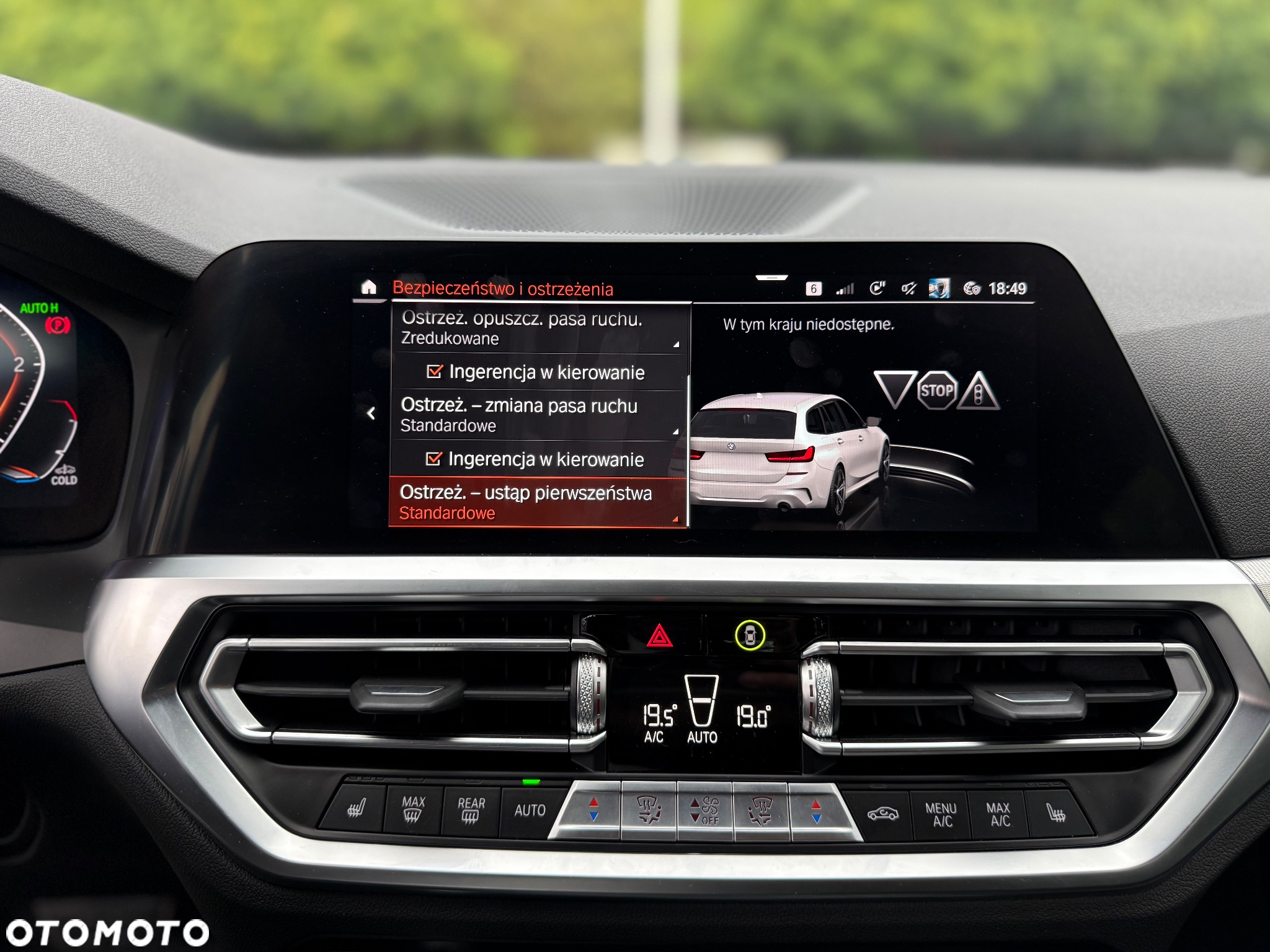 BMW Seria 3 320d Touring xDrive M Sport - 18