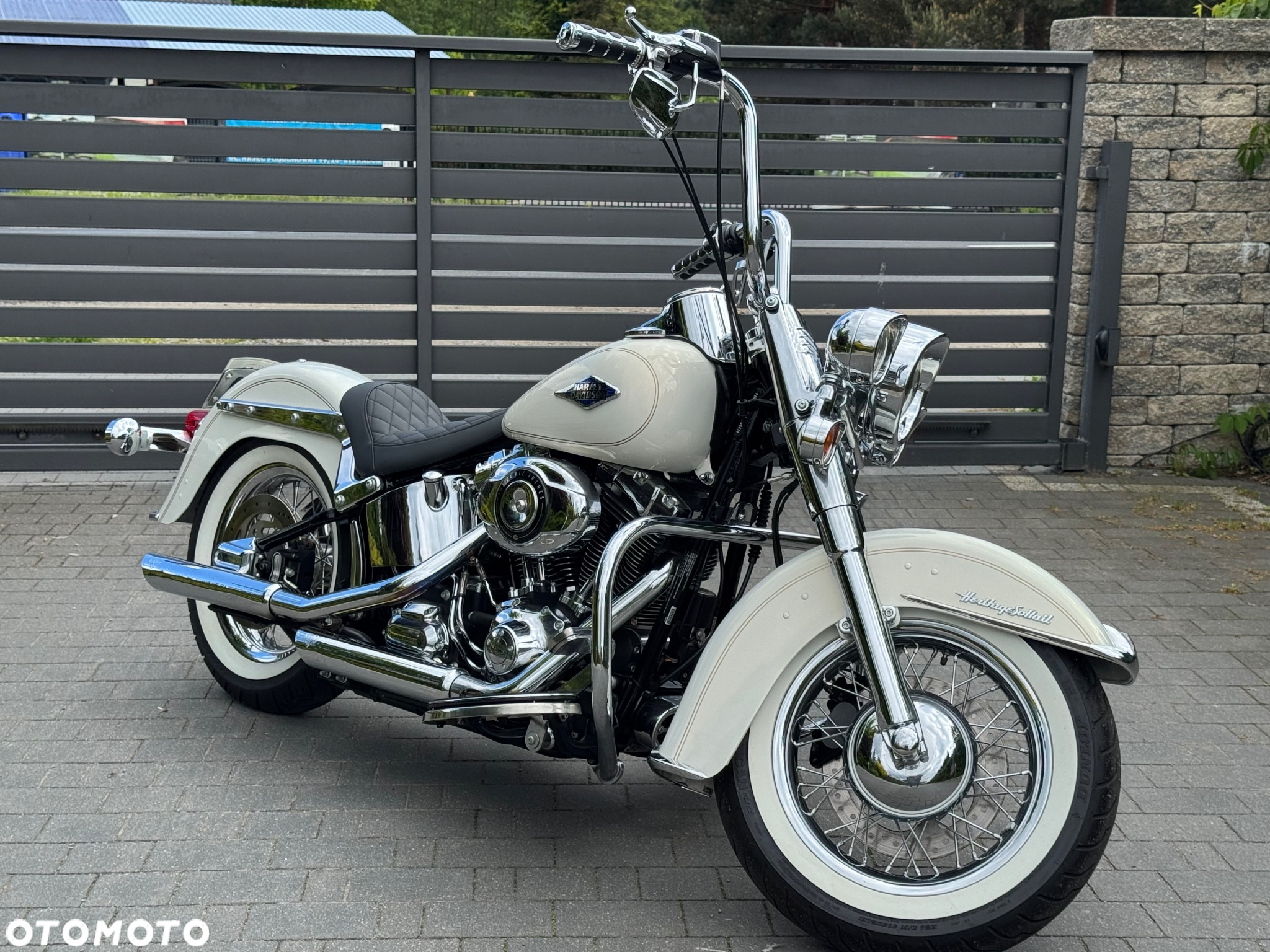 Harley-Davidson Softail Heritage Classic - 4
