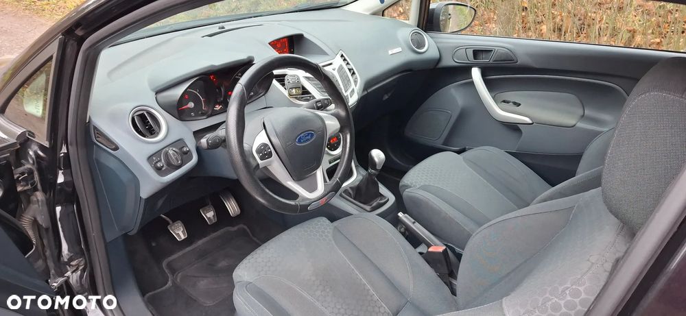 Ford Fiesta 1.6 Sport - 9