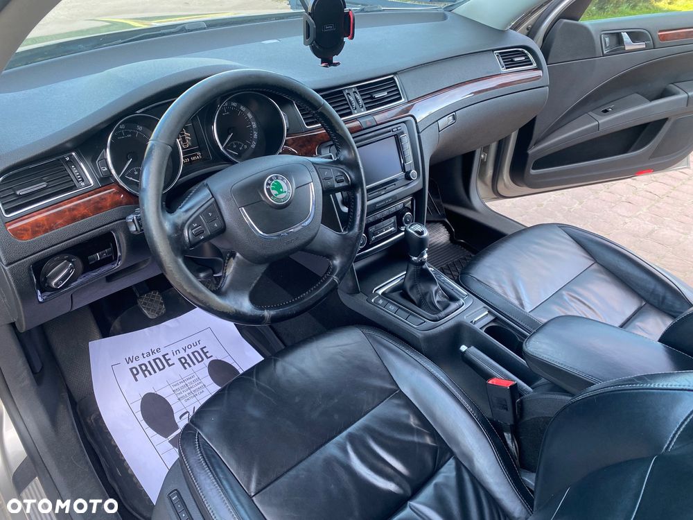 Skoda Superb 1.8 TSI FAMILY - 11