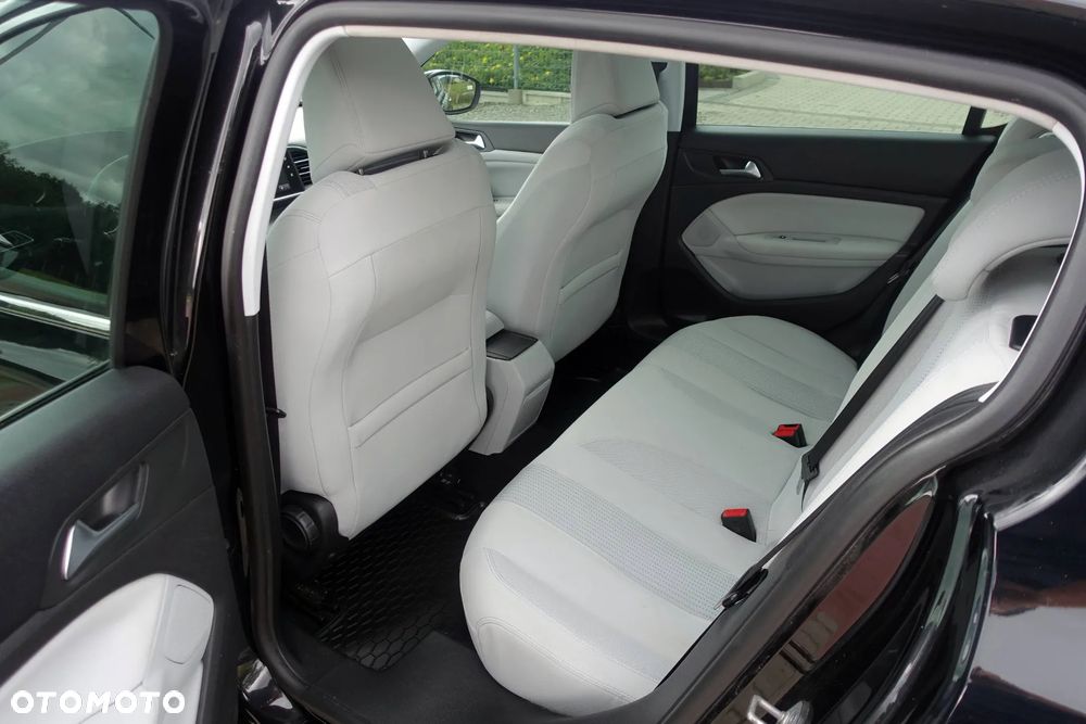 Peugeot 308 1.6 Premium - 15