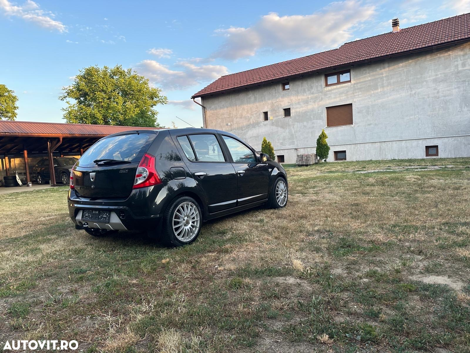 Dacia Sandero 1.6 MPI Stepway - 12