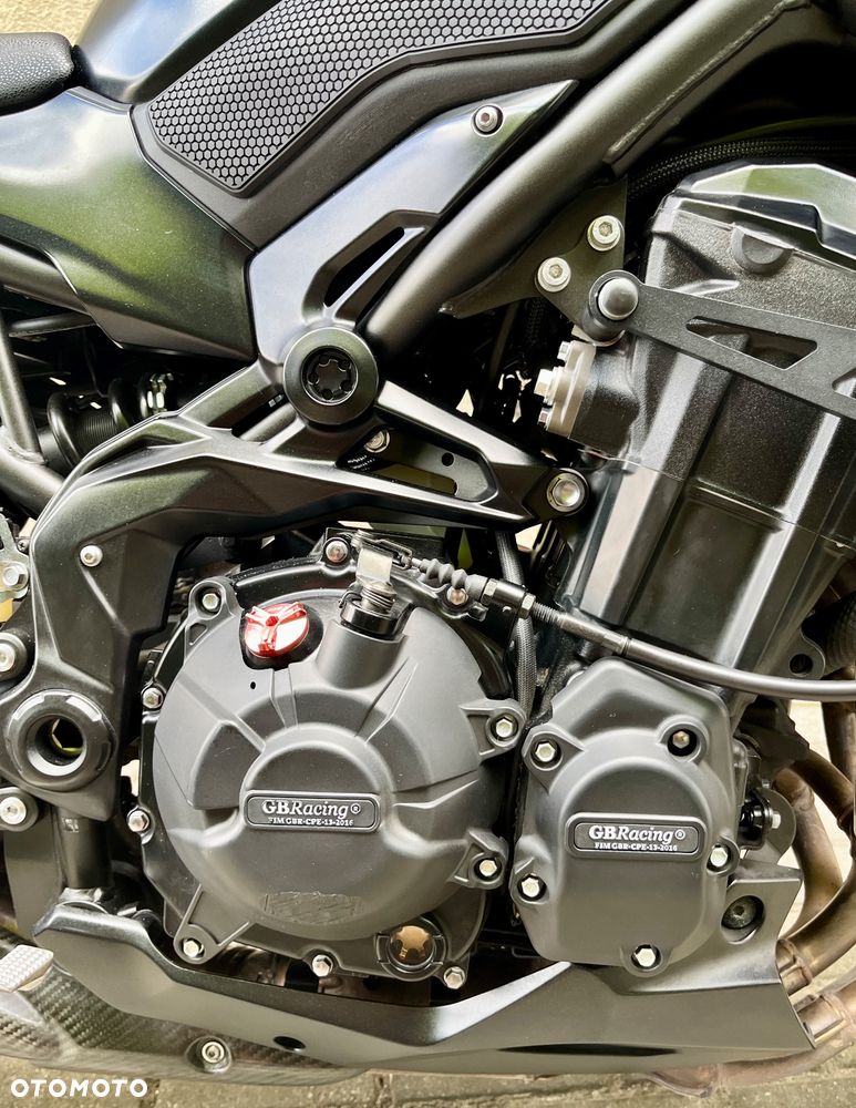 Kawasaki Z 900 - 8