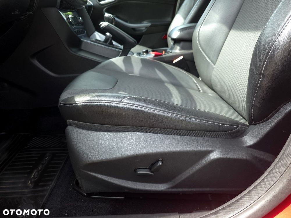 Ford Focus 2.0 TDCi Titanium - 16