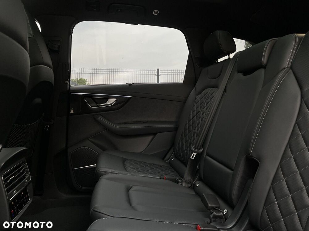 Audi Q7 - 19