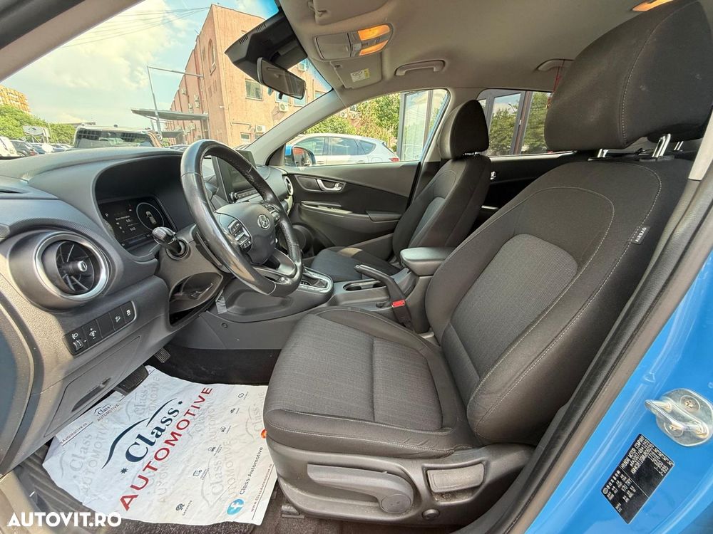 Hyundai KONA - 8