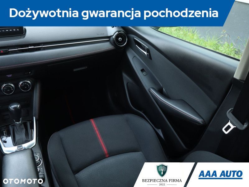Mazda 2 - 10