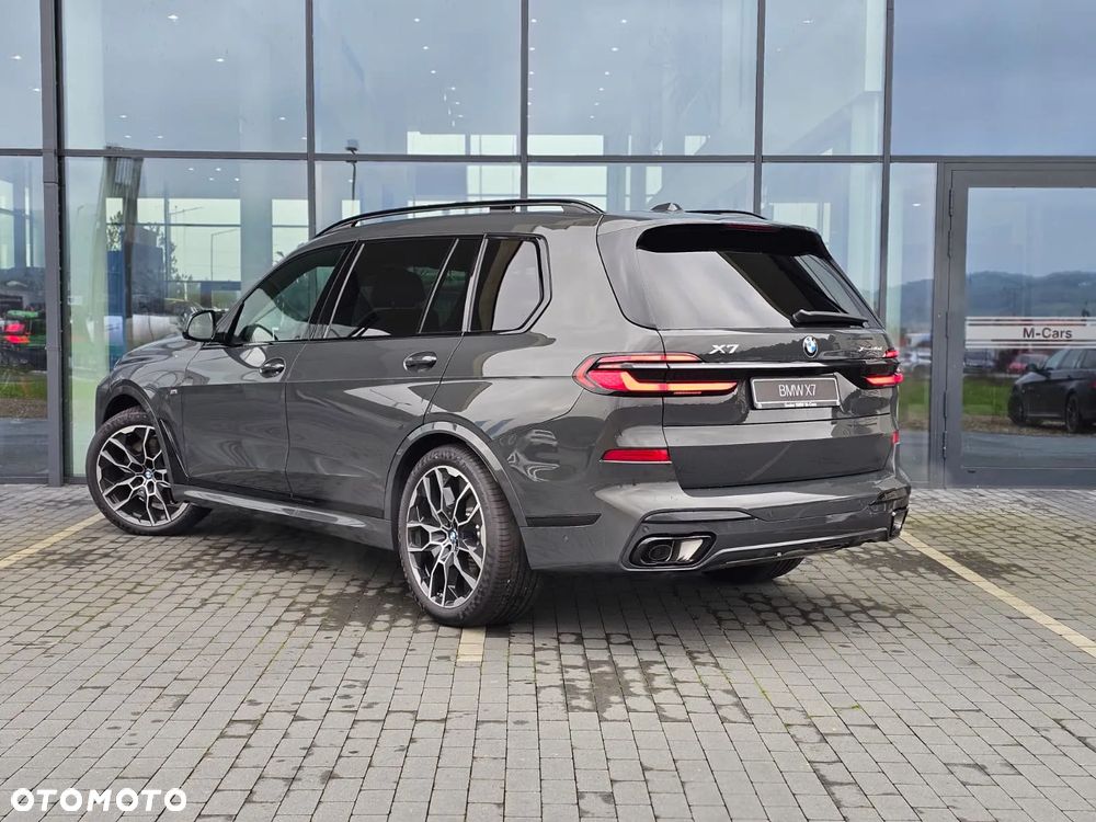 BMW X7 - 3