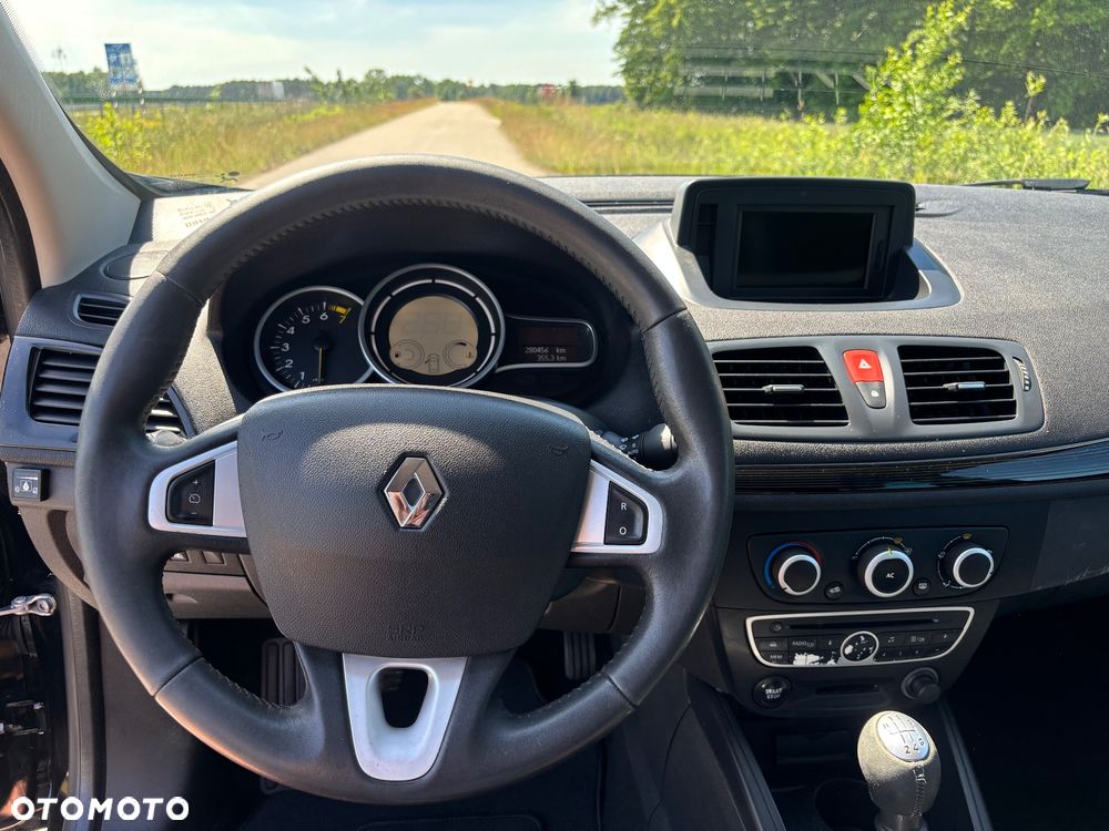 Renault Megane 1.6 16V 110 Paris - 9