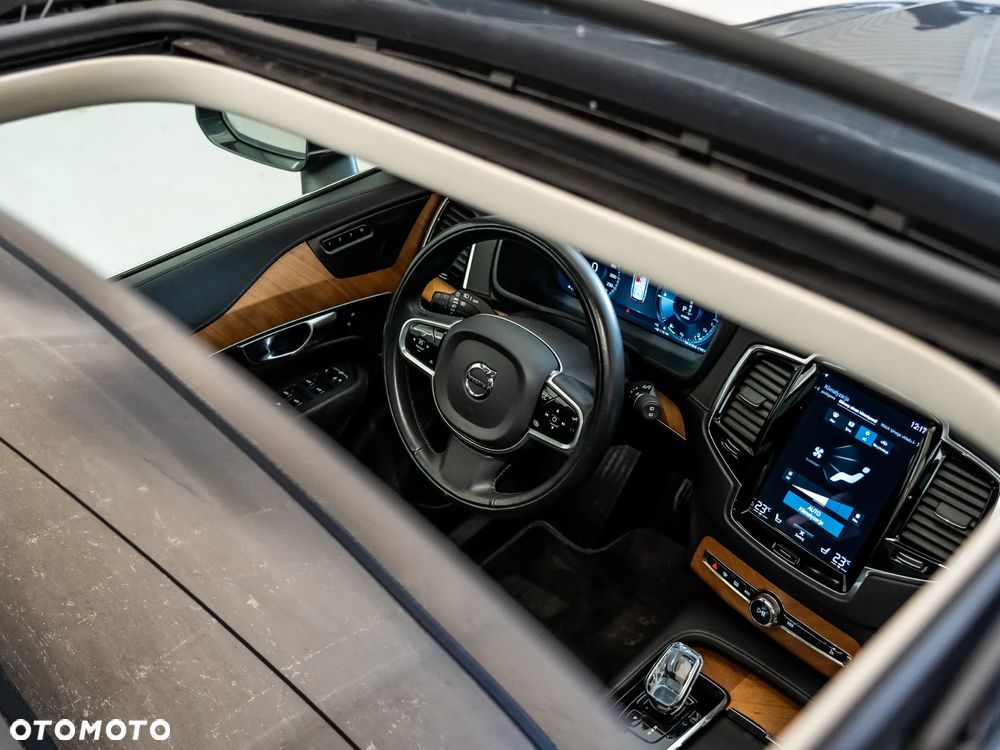Volvo XC 90 T8 AWD Plug-In Hybrid Inscription 7os - 31