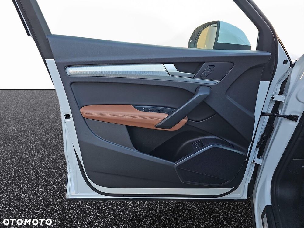 Audi Q5 Sportback - 9