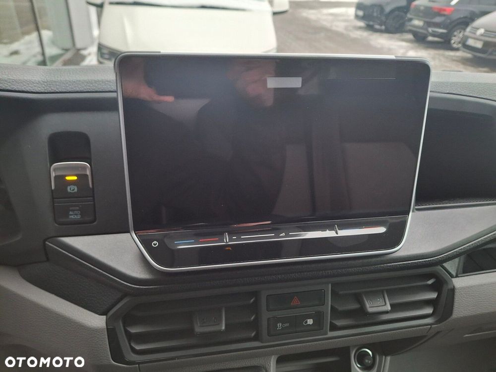 Volkswagen Crafter Furgon 4490 - 23