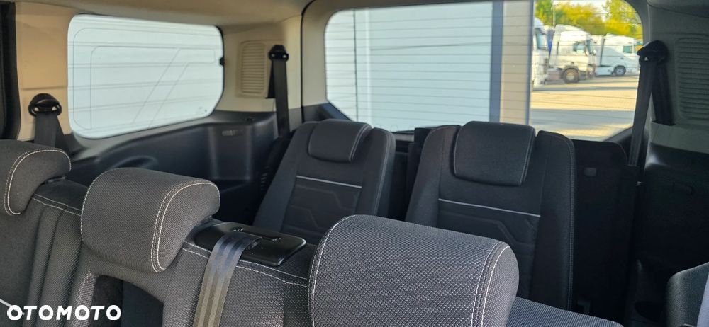 Ford Tourneo Connect 1.5 TDCi Titanium - 15
