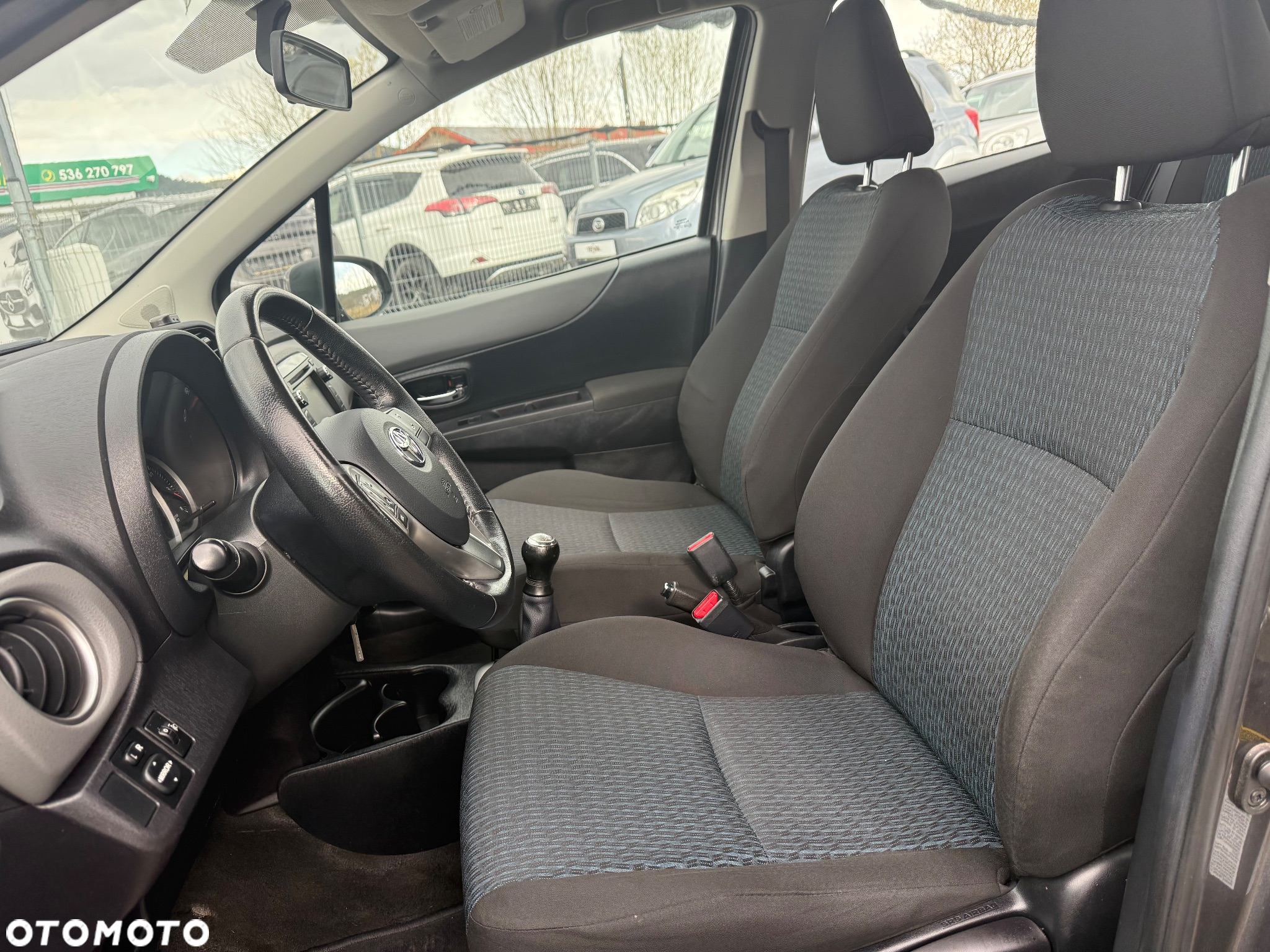Toyota Yaris - 7