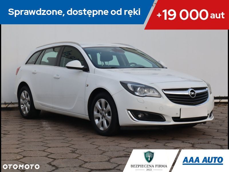 Opel Insignia - 1
