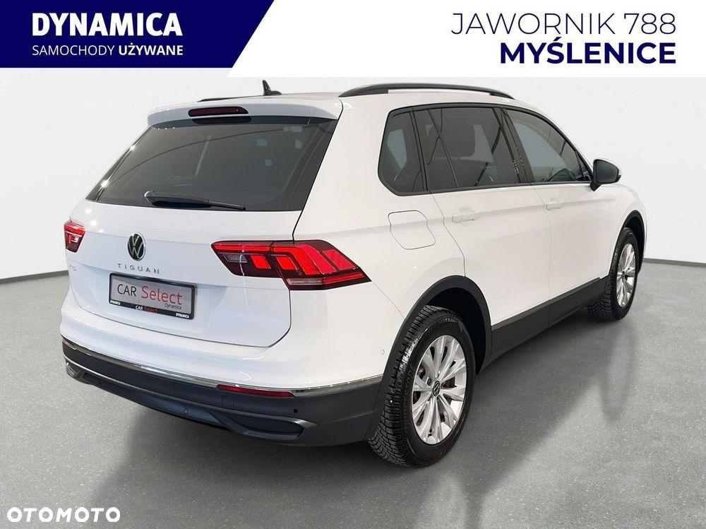 Volkswagen Tiguan - 8