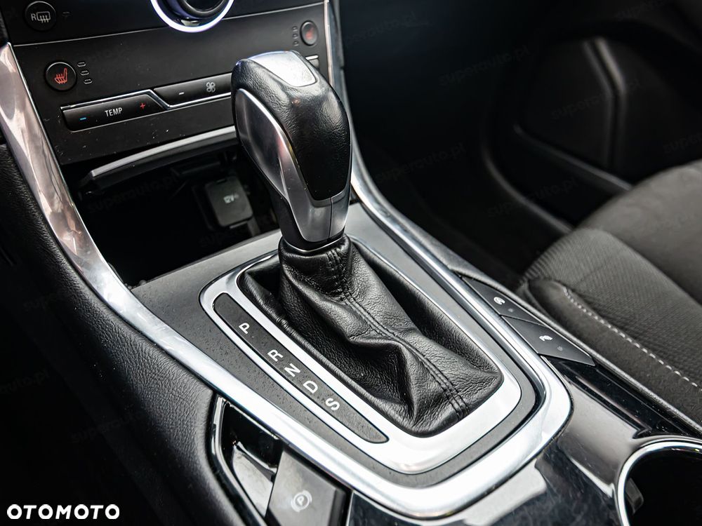 Ford S-Max - 22