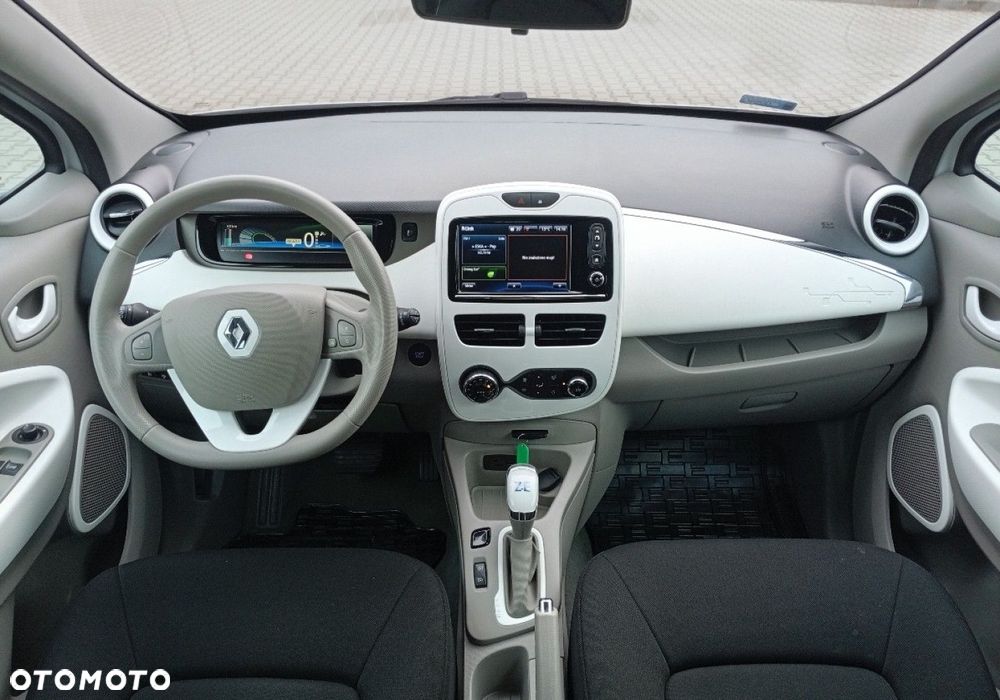 Renault Zoe - 23