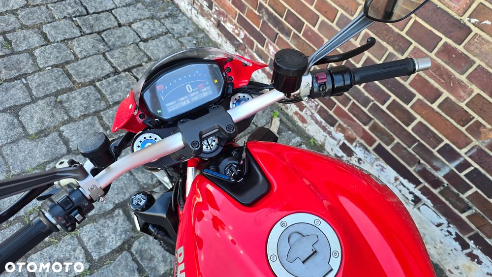 Ducati Monster - 16