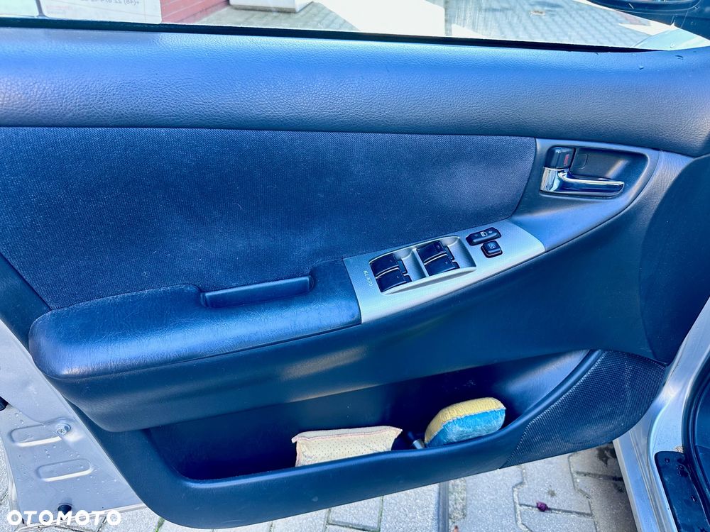 Toyota Corolla 1.6 VVT-i Sol - 6