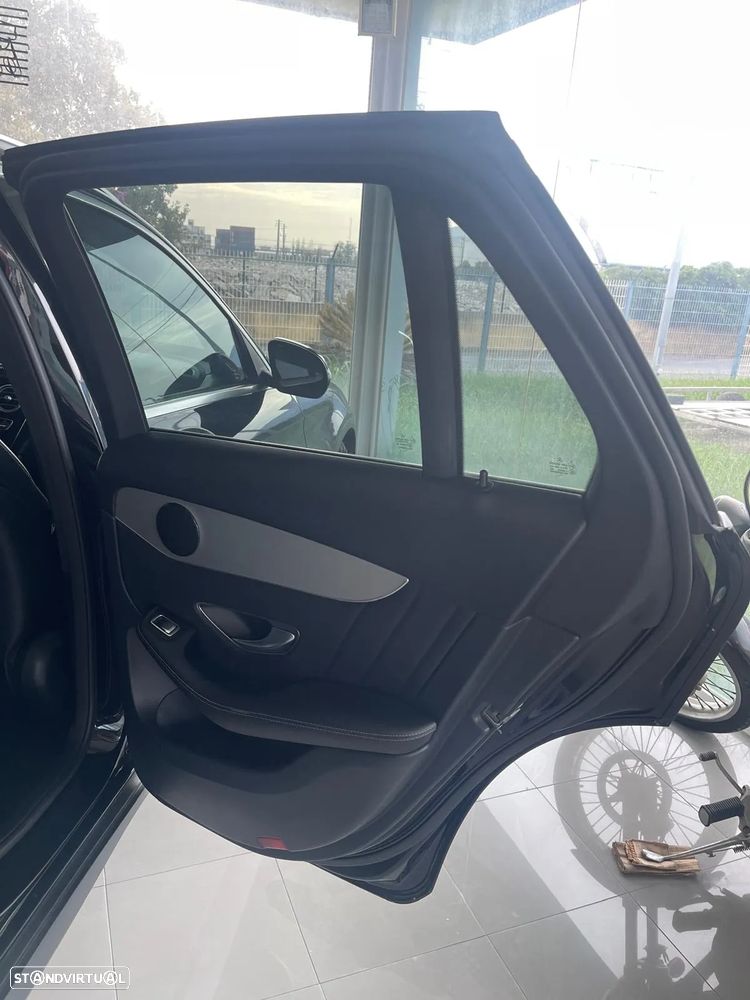 Mercedes-Benz GLC 250 d AMG Line 4-Matic - 18