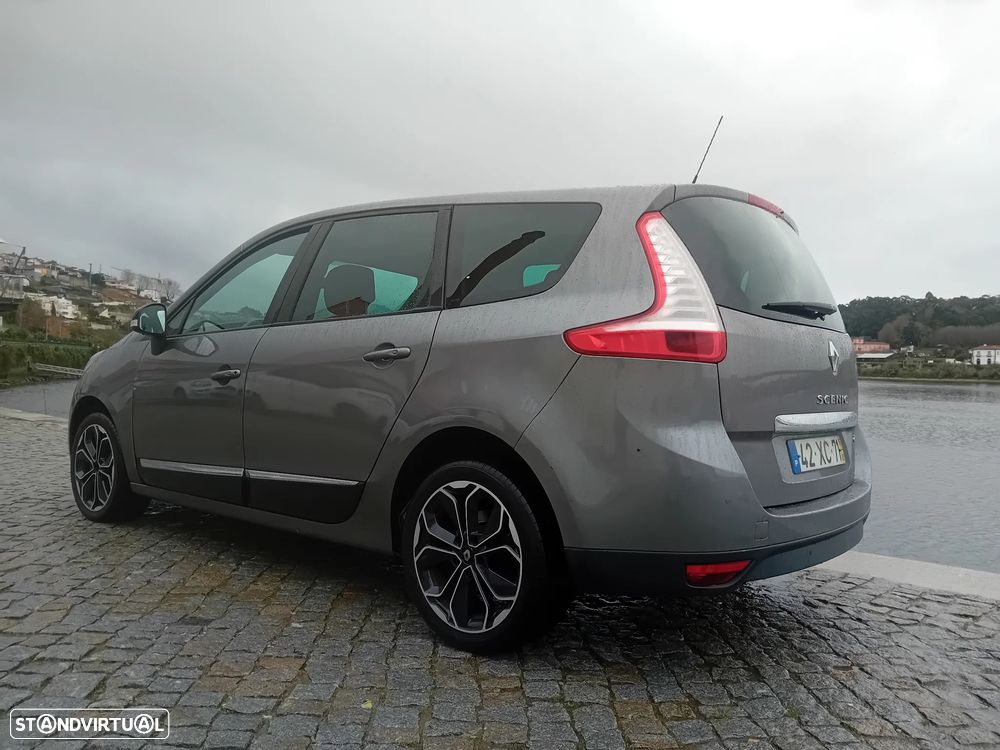 Renault Grand Scénic 1.5 dCi Bose Edition SS - 6