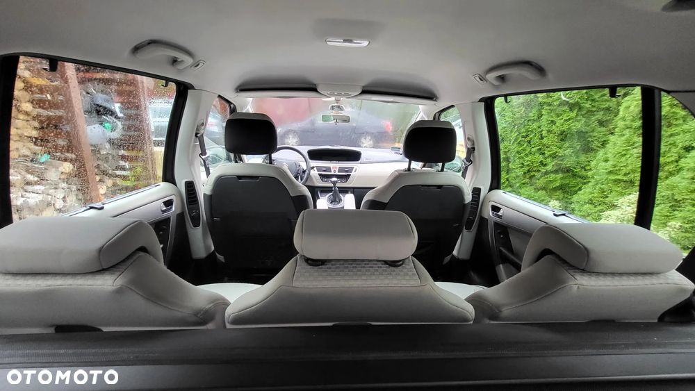 Citroën C4 Grand Picasso - 11