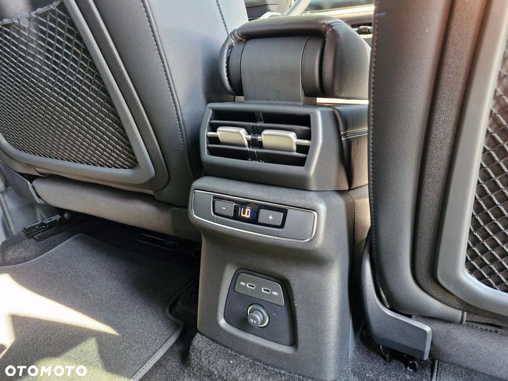 Audi Q4 e-tron - 30