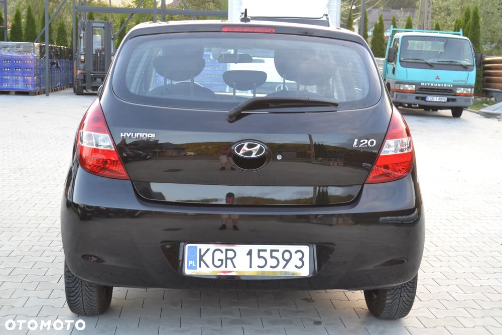 Hyundai i20 1.2 - 6