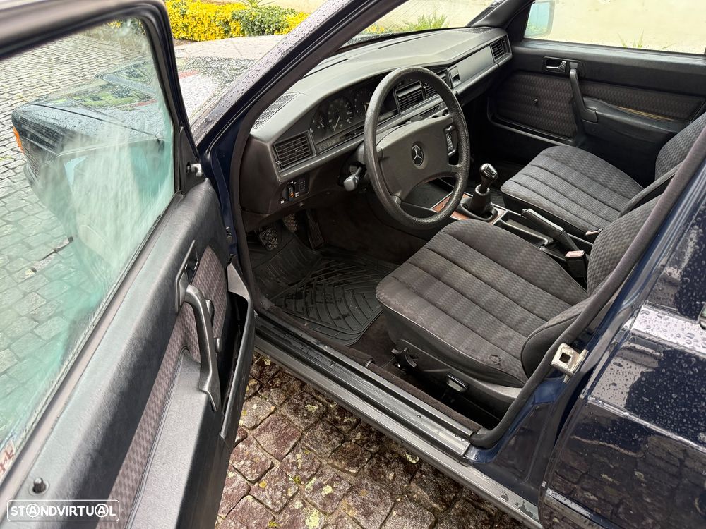 Mercedes-Benz W201 (1982-1993) 190 D 2.0 - 7