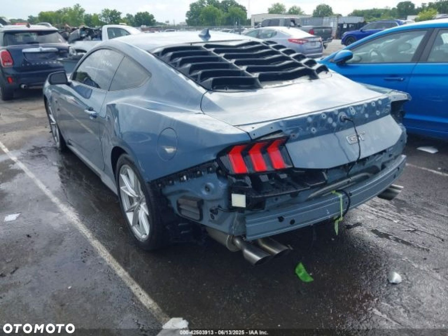 Ford Mustang - 3