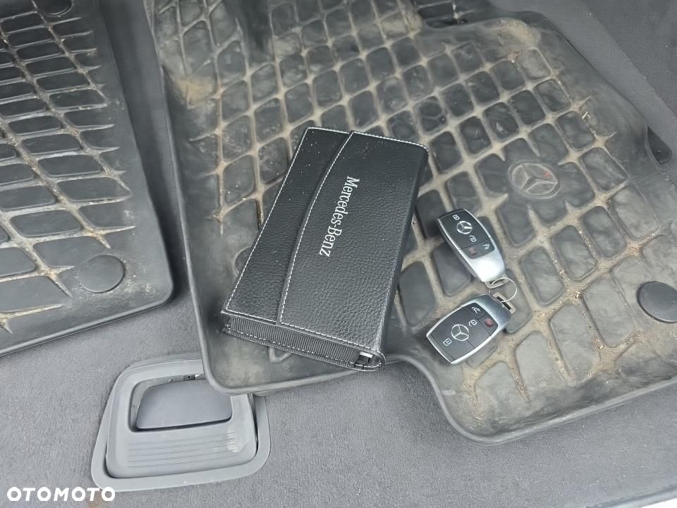 Mercedes-Benz GLE - 11
