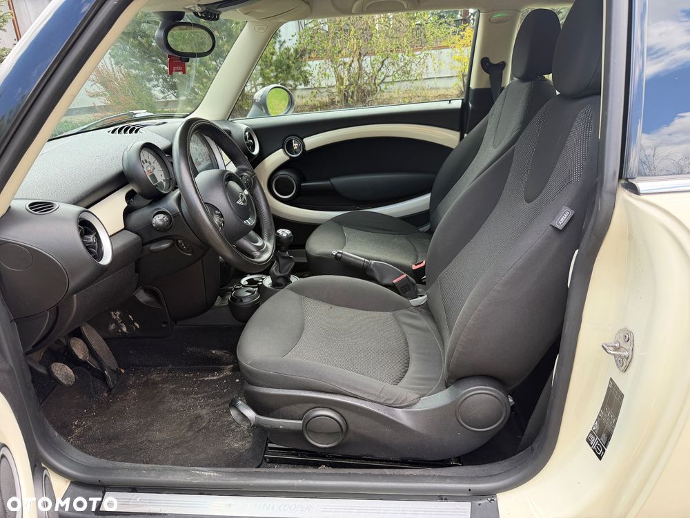 MINI Cooper D Brick Lane - 8
