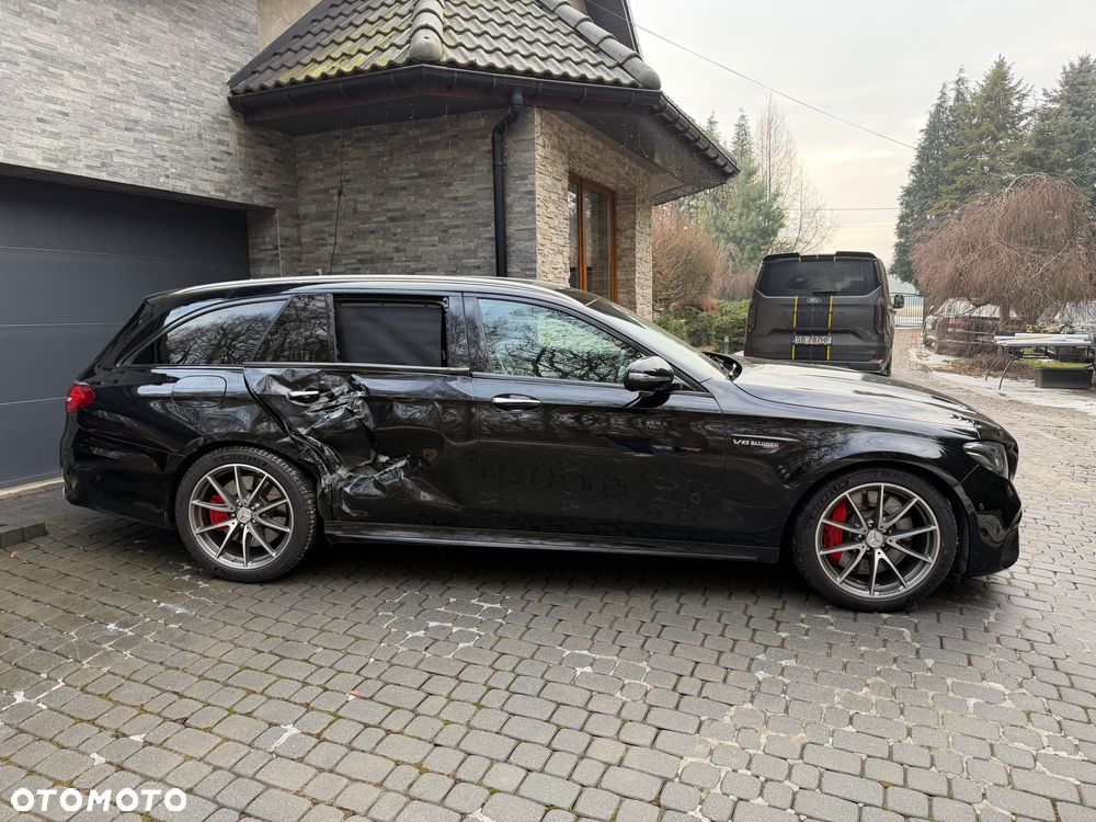 Mercedes-Benz Klasa E AMG 63 S 4Matic+ 9G-TRONIC - 4