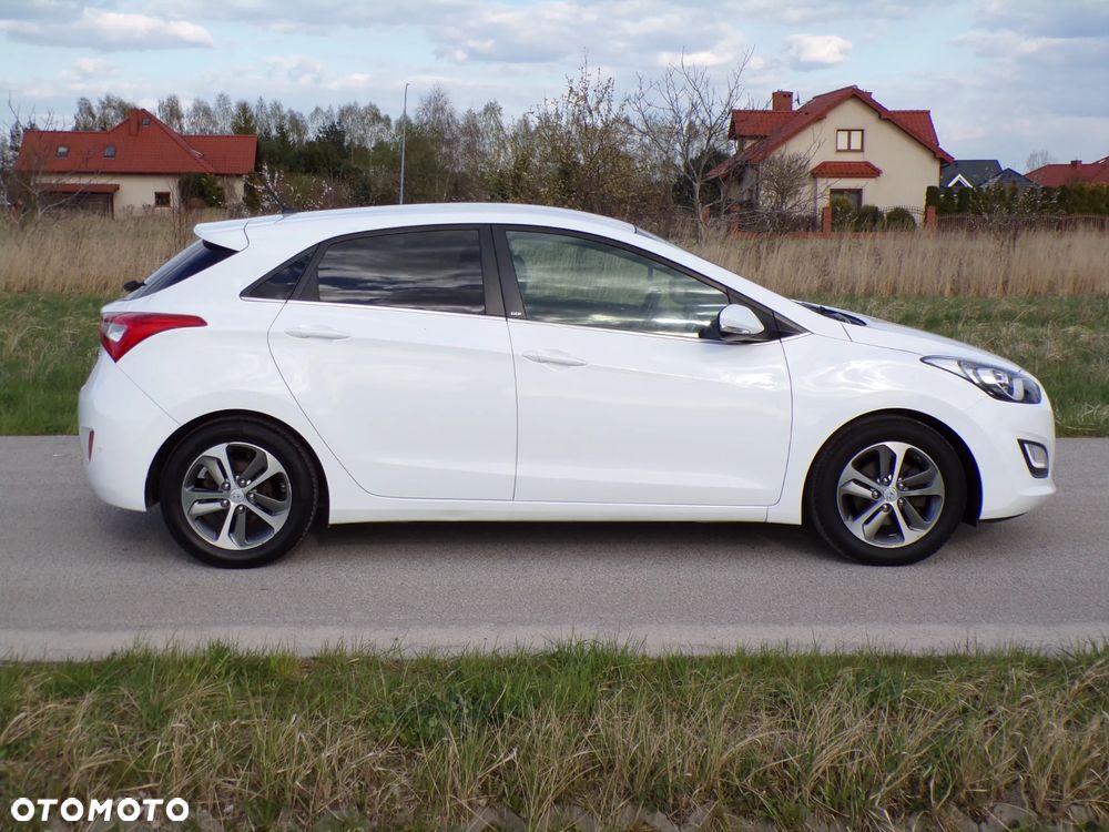 Hyundai i30 1.4 GO - 11