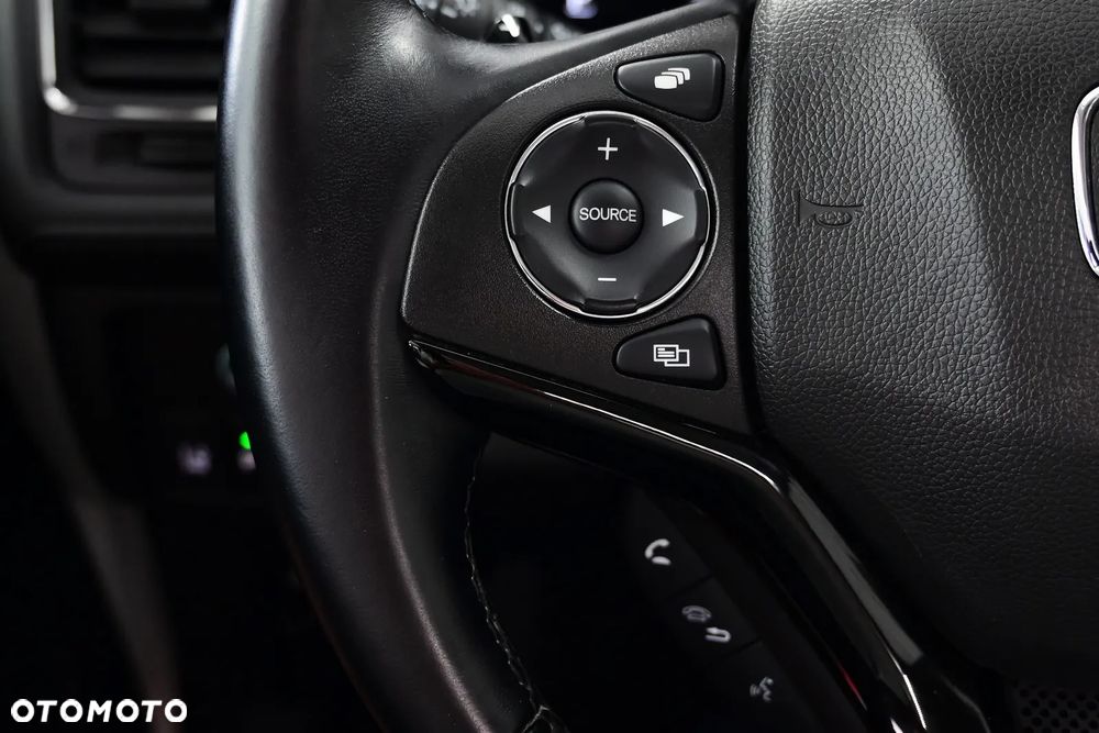 Honda HR-V 1.5 i-VTEC CVT Executive - 28