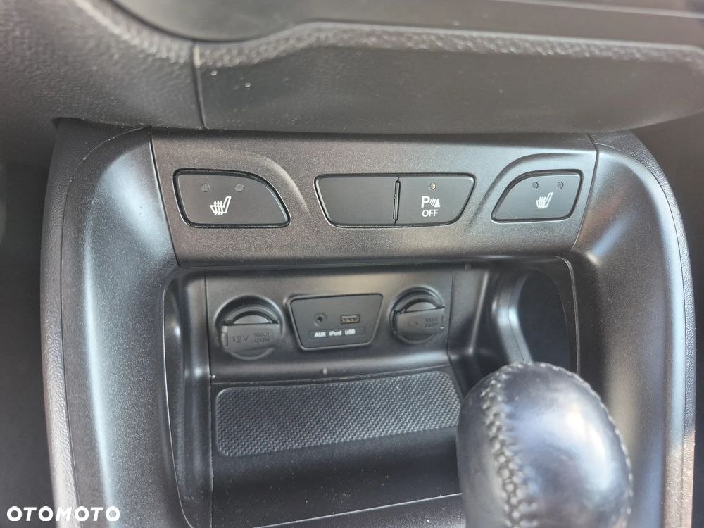 Hyundai ix35 2.0 CRDi Premium 4WD - 24