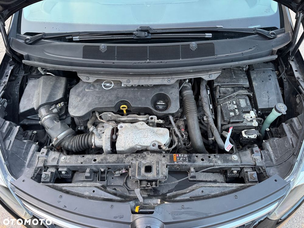 Opel Zafira 2.0 D (CDTI ecoFLEX) Start/Stop Active - 36