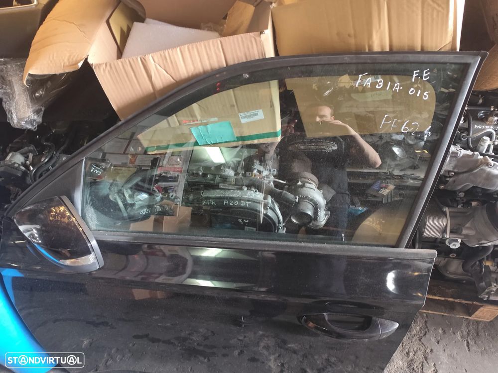 SKODA FABIA III PORTA FRENTE ESQUERDA - PF626 - 3