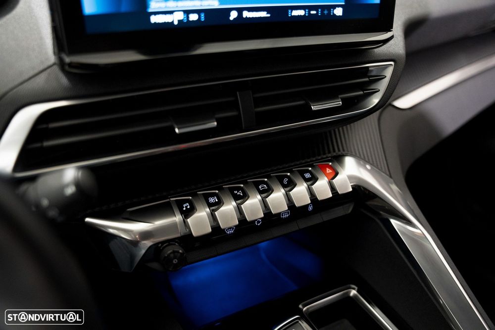 Peugeot 5008 1.2 PureTech Allure EAT8 - 8