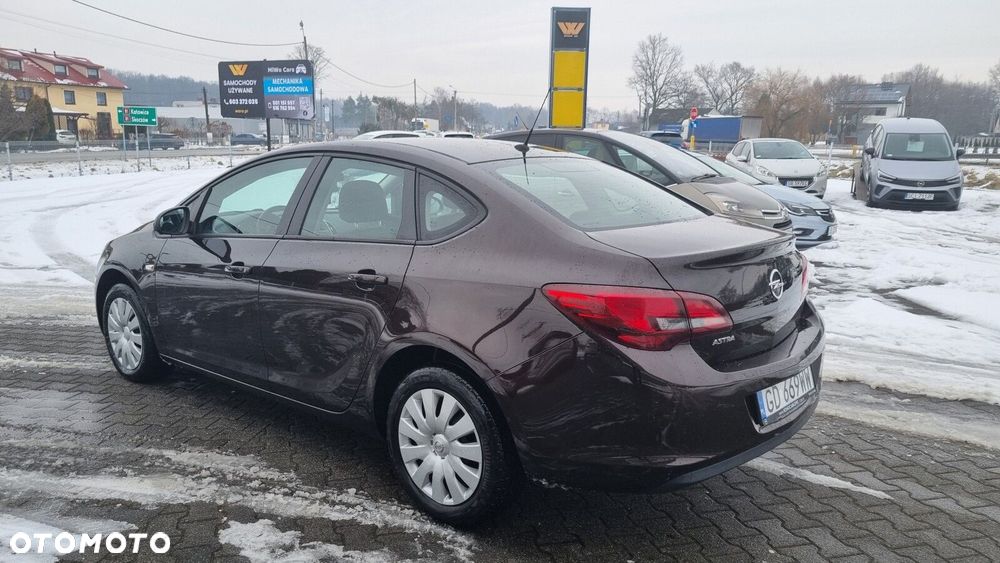 Opel Astra - 6