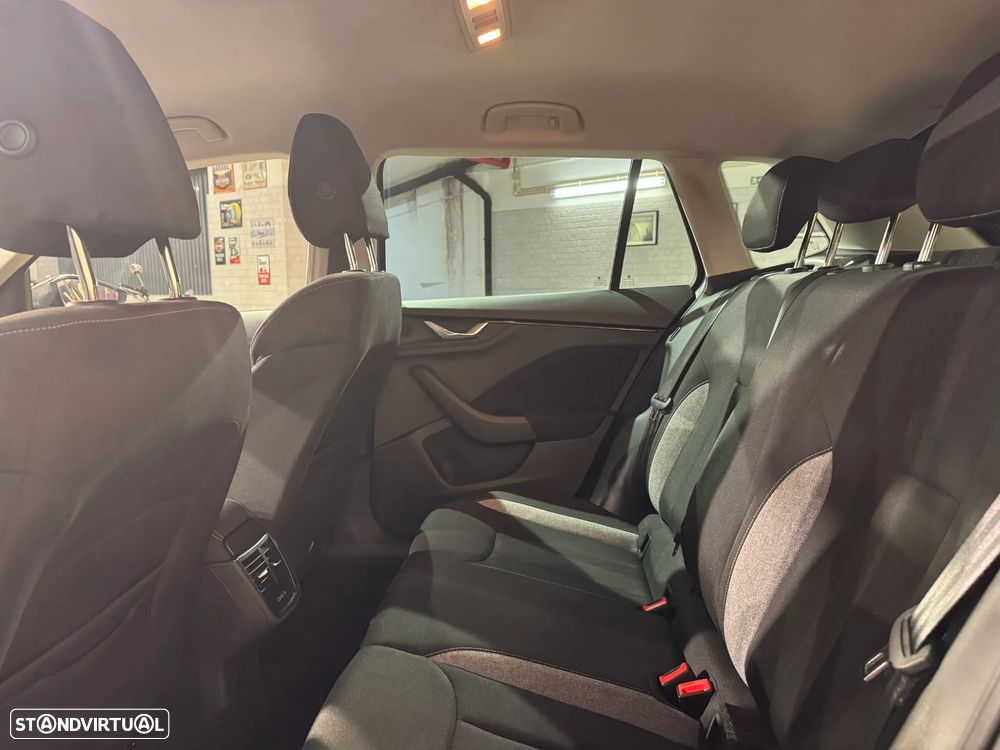 Skoda Kamiq 1.0 TSI Style DSG - 14