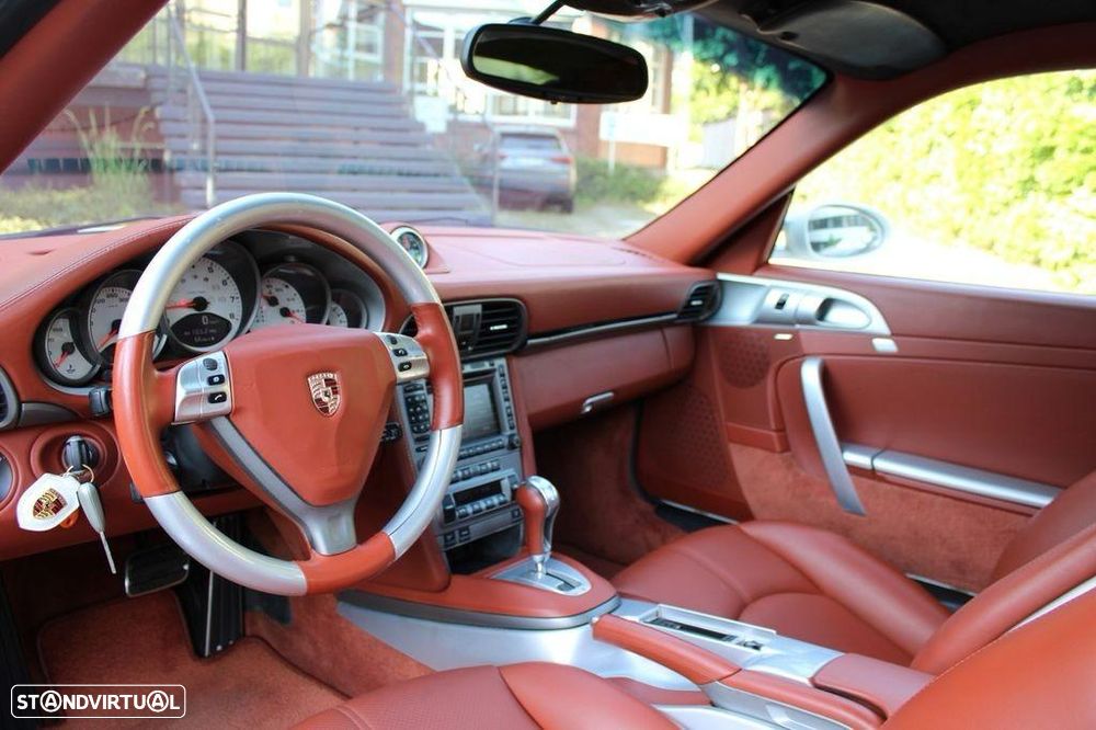 Porsche 911 (997) Carrera Tiptronic S - 32