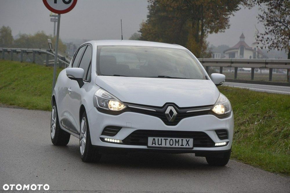 Renault Clio - 14