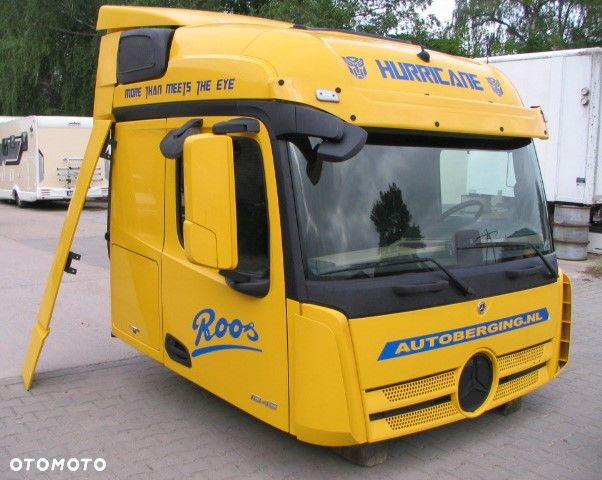 Kabina Mercedes-Benz MP4 EURO6 kompletna - 1