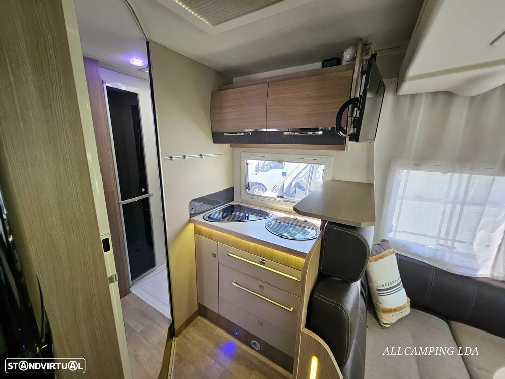 Chausson Flash Salão "Maxi Lounge+Cama de Casal Elétrica - 22