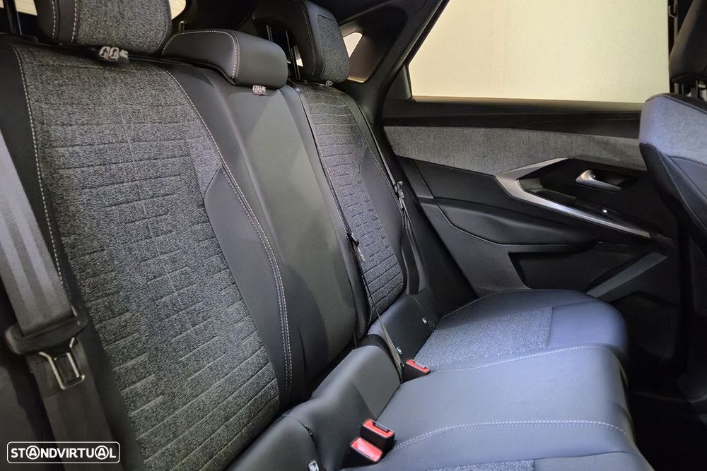 Peugeot 3008 1.6 Plug-in Hybrid Allure e-DCS7 - 10