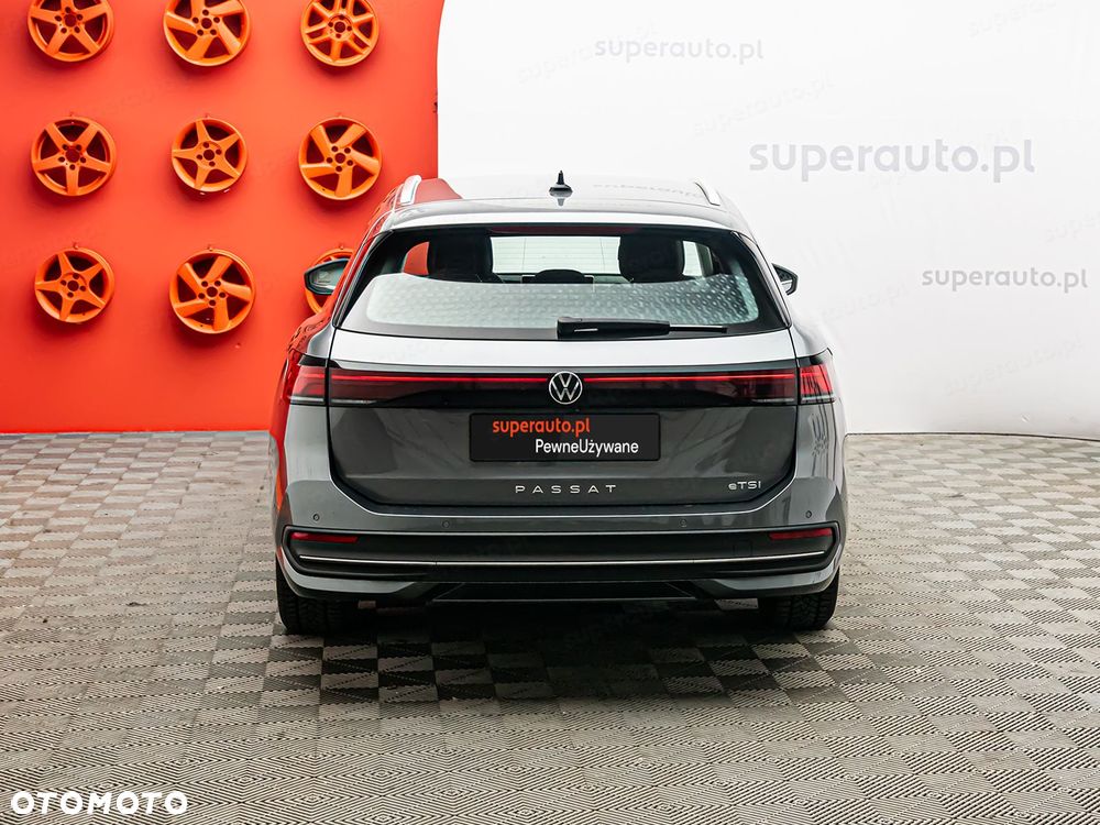 Volkswagen Passat - 5