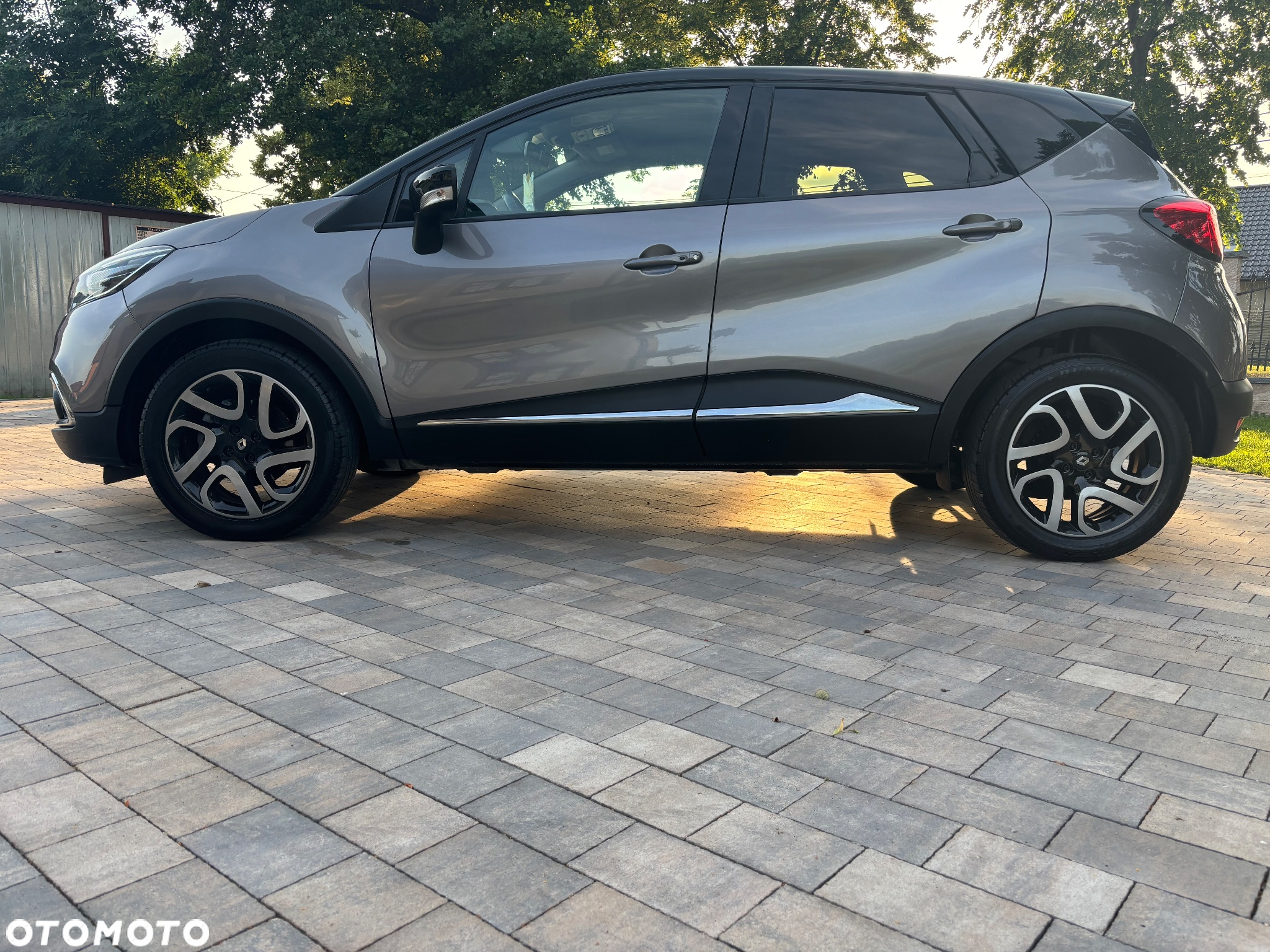 Renault Captur ENERGY TCe 120 EDC Luxe - 16